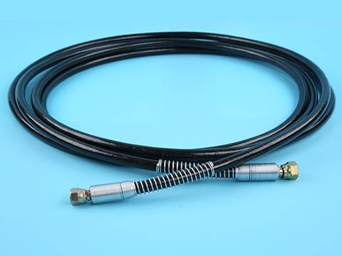sae100r7-hydraulic-hose-with-connectors-1